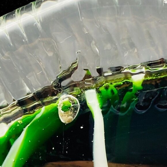 Vintage Art Glass Stripped Green Fish Paperweight Figure 2.5”T 6”W - Picture 7 of 7